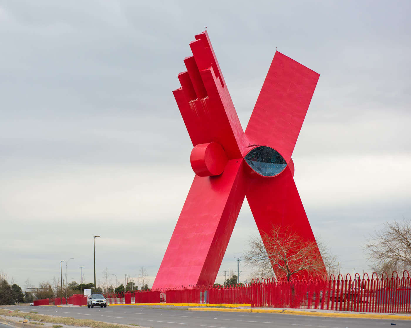 Monumento a la Mexicanidad La X, an iconic landmark in Ciudad Juarez for medical tourism patients